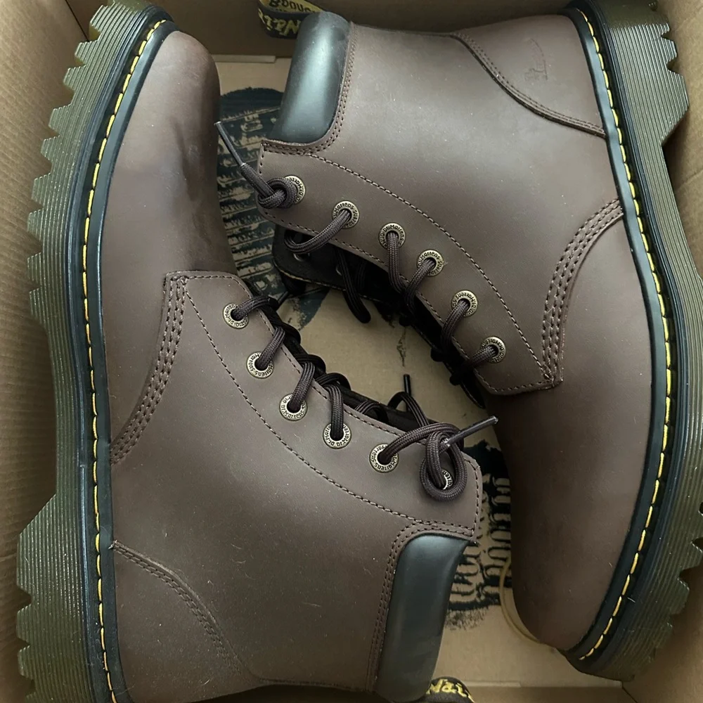 Dr. Martens - Mens Cartor 6 Eye Boot Size 12